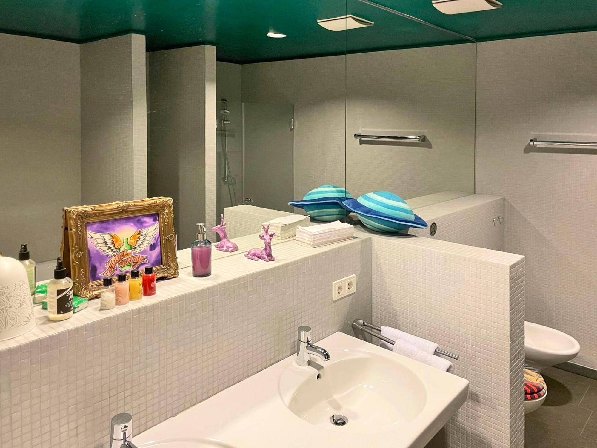 Superior One-Bedroom Apartment Balcony